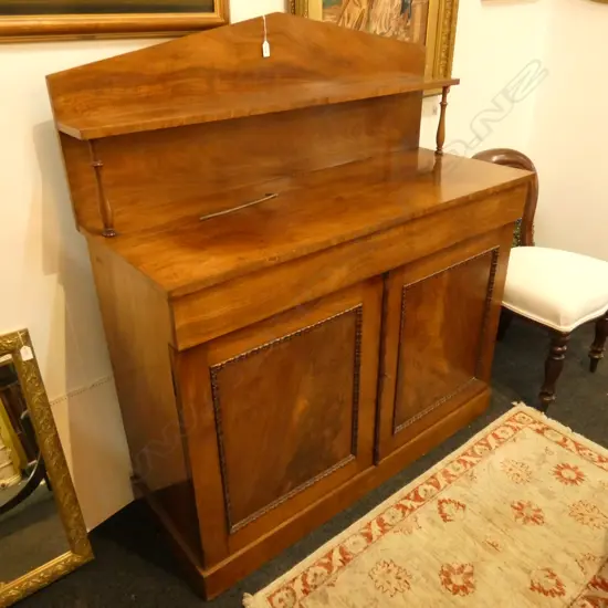 LATE VICTORIAN CHIFFONIER H. 1350MM W. 1220MM