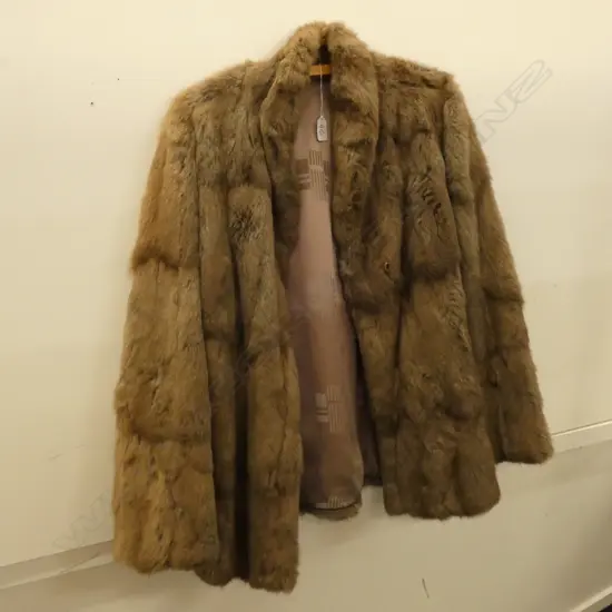 LADIES FUR JACKET 