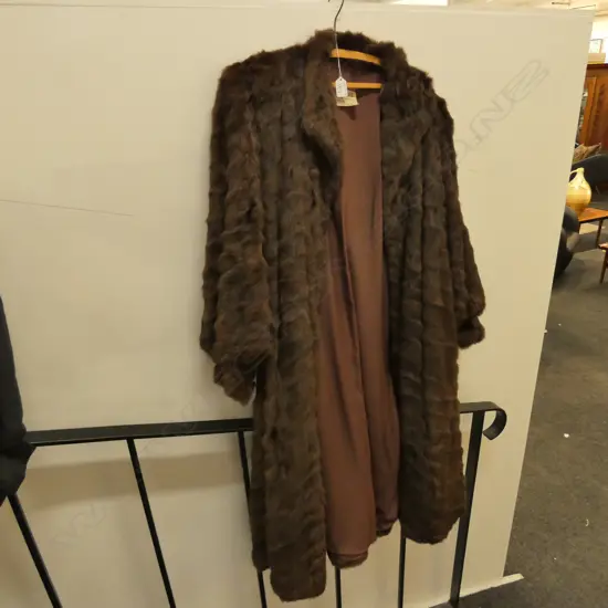 LADIES FUR COAT 