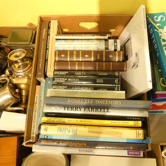 BOX LOT BOOKS ARCHITECTURE INTEREST