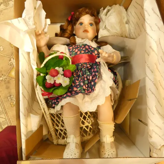 GEORGETOWN COLLECTION SWEET STRAWBERRY DOLL H 420 MM
