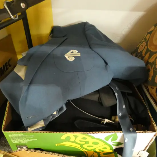 BOX LOT VINTAGE AIR NZ UNIFORMS 