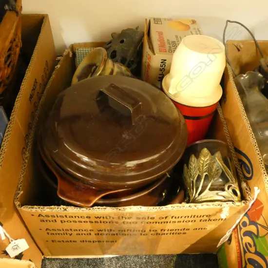 BOX LOT ASST KITCHEN / CERAMIC PCES ETC