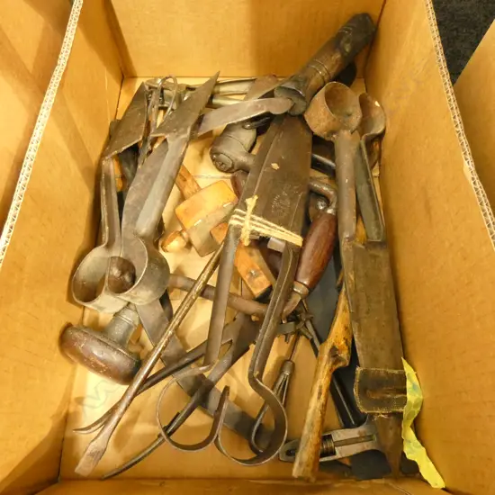 BOX LOT ASST. VINTAGE HAND TOOLS