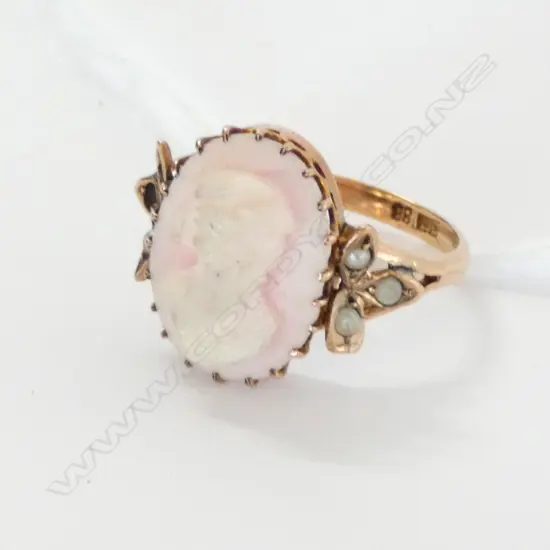 Cameo ring, set in 9ct gold a/f to seed pearls