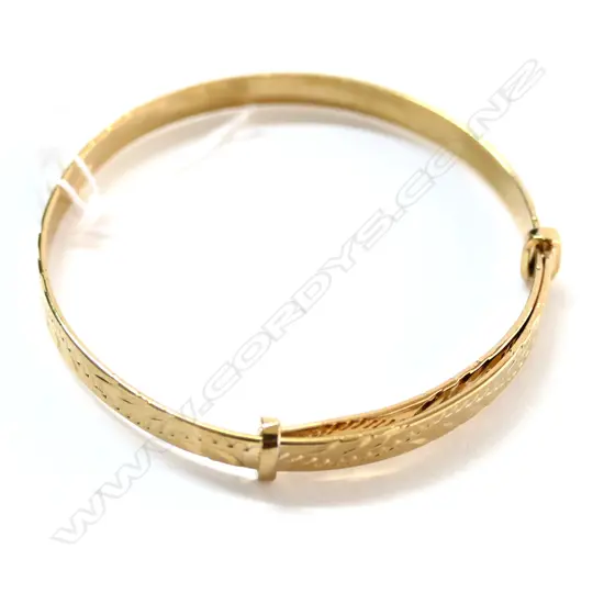SILVER GILT CHILDS BANGLE  5.9gms ENGRAVED & ADJUSTABLE