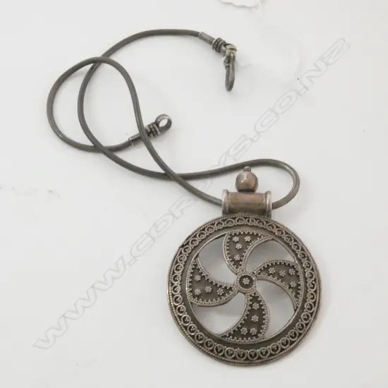 Sterling silver pendant with chain, probably asian, total weight 37 grams