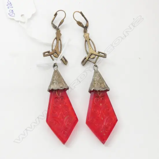 PR VINTAGE CZECHOSLOVAKIA EARRINGS RED GLASS & GILT