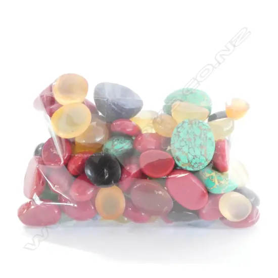 BAG OF CABOCHON GEMSTONES - JASPER AGATE ETC
