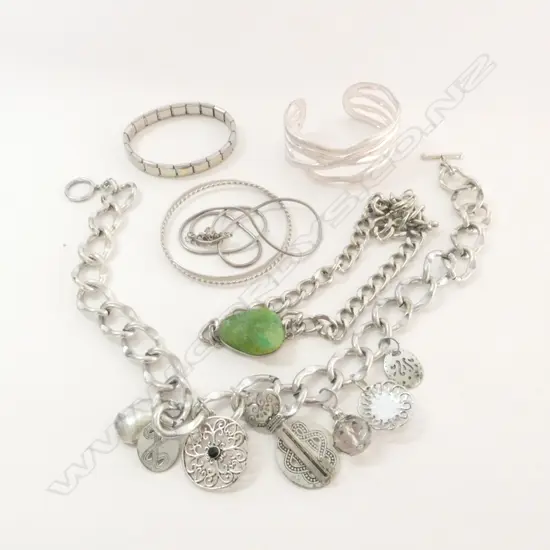 BAG SILVER COSTUME JEWELLERY