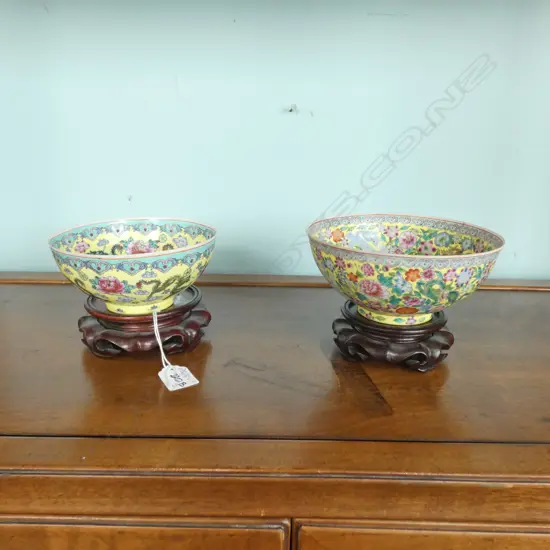 2 EGGSHELL PORCELAIN FAMILLE ROSE CHINESE BOWLS QIANLONG DYNASTY MARKS