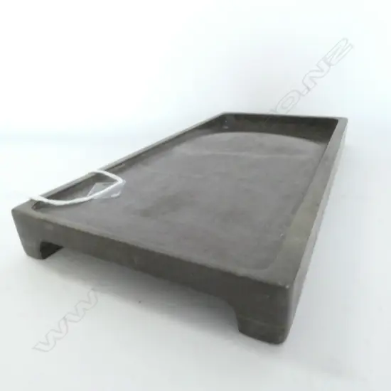 LONG UNCOMMON BROWN INKSTONE