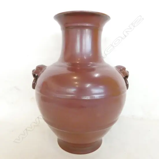 CONTEMPORARY CHINESE SOY COLOUR VASE QIN DYNASTY COPY H. 245MM