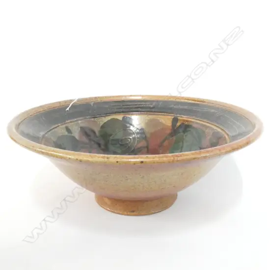 LARGE MIKE O’DONNELL POTTERY BOWL D.285mm