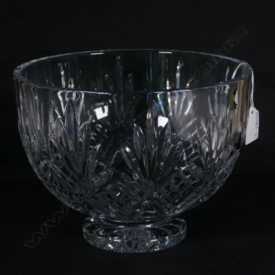 HEAVY WATERFORD CRYSTAL BOWL STAR CUT FOOT...