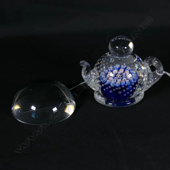 PERTHSHIRE MILLEFIORI GLASS TEAPOT PAPERWEIGHT, H. 90MM, + ONE CLEAR P/WEIGHT