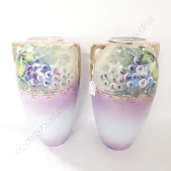 PR VICTORIAN HAND PAINTED VASES H. 310MM