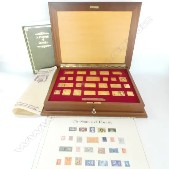 CASED SILVER SET 'THE STAMPS OF ROYALTY' SET 