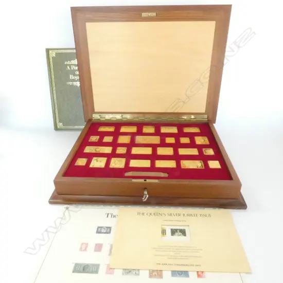 CASED SILVER SET 'THE STAMPS OF ROYALTY' LTD ED