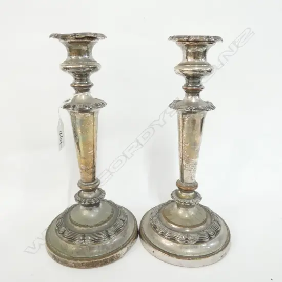 PR SHEFFIELD PLATE CANDLESTICKS H. 255MM