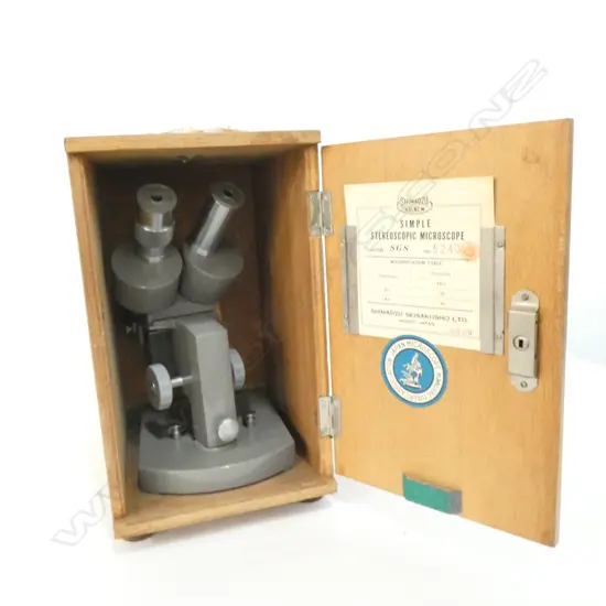 SHIMADZU KALNEW MICROSCOPE IN CASE 