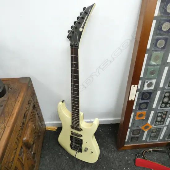 VINTAGE ELECTRIC GUITAR 'GRECO-GUITAR. DEVISE'