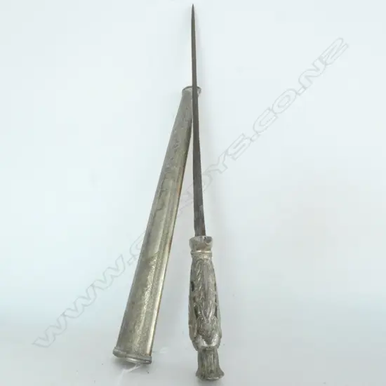 VINTAGE METAL SHORT BLADE SWORD DECORATED SCABBARD L. 370MM