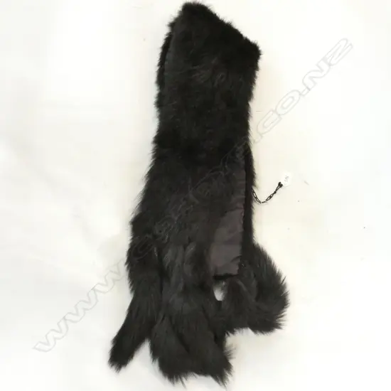 BLACK FUR STOLE 