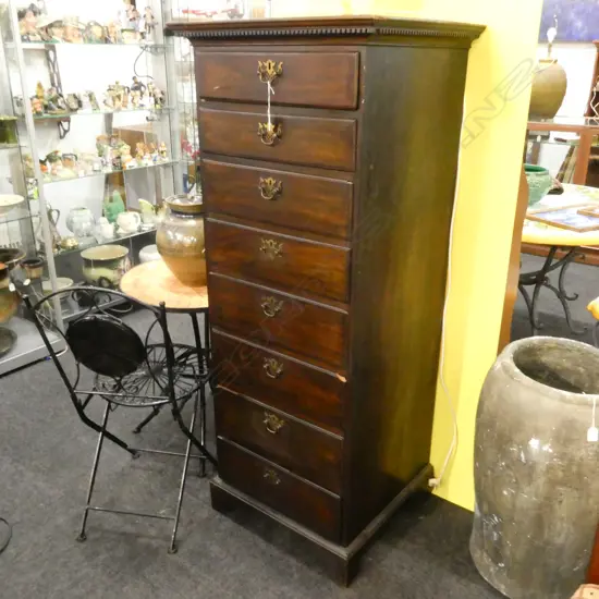 GEORGIAN STYLE TALL CABINET AF H. 1580MM