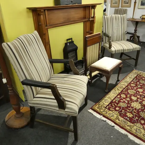 2 RECEPTION ARMCHAIRS