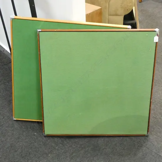 2 GREEN FELT FOLDING CARD TABLES 730MM SQ