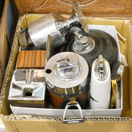 ASST. TABLE & POCKET LIGHTERS RONSON ETC