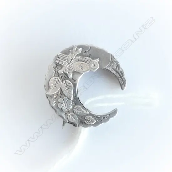 Moon Crescent  Brooch, Chester 1890, 