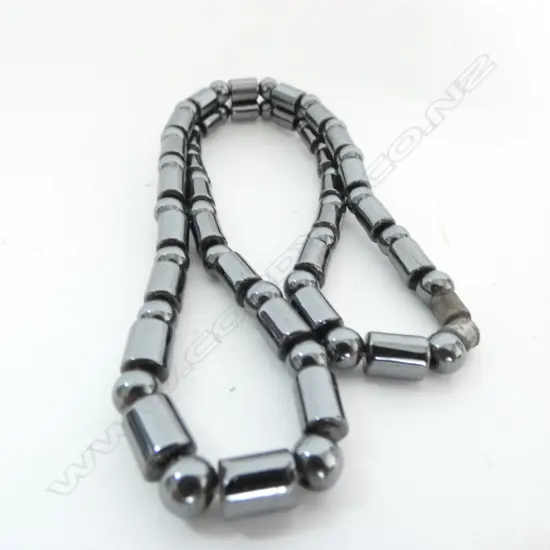 HEMATITE NECKLACE 