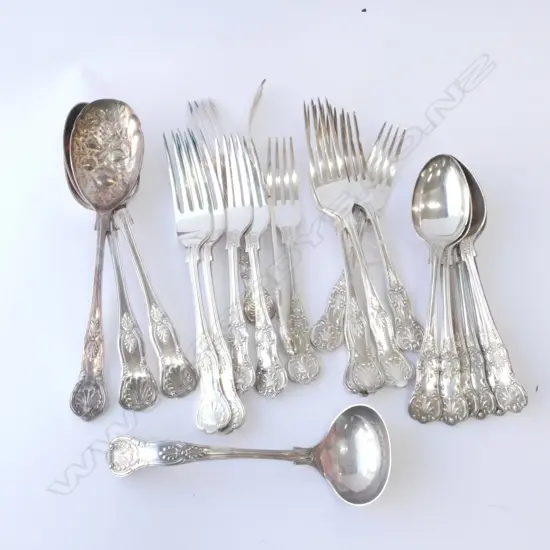 TRAY ASST SILVER PLATE KINGS PATTERN CUTLERY