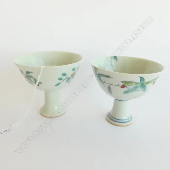PAIR ORIENTAL PORCELAIN STEMMED WINE GLASSES, H. 85MM