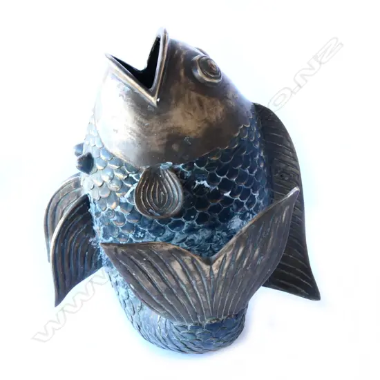 LG BRASS KOI FISH VASE, H. 280MM