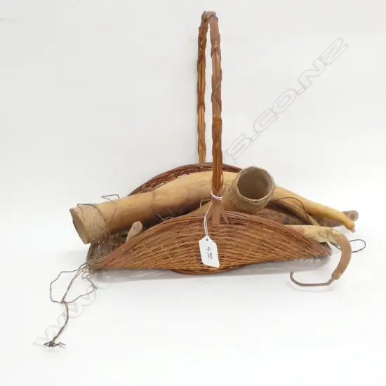OLD WOVEN BASKET & 5 ASS. SIZED PENIS GOURDS