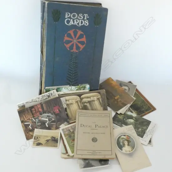 VINTAGE POST CARD ALBUM & LOOSE POST CARDS & SOUVENIR BOOKLETS 