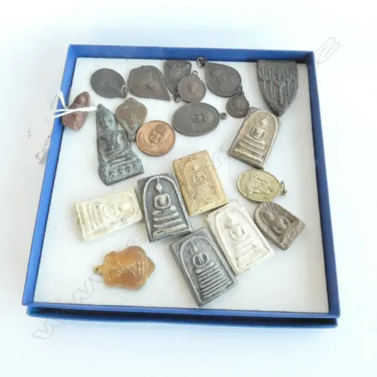 VINTAGE COLLECTION OF  SMALL BUDDHA PLAQUES & PENDANTS (21)