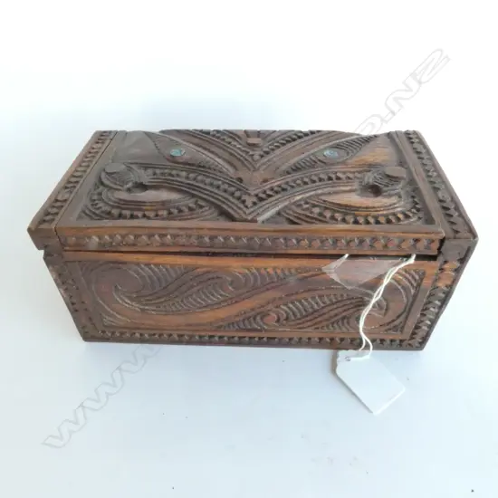 SMALL MAORI CARVED WOODEN BOX, PAUA INLAY, L. 200MM