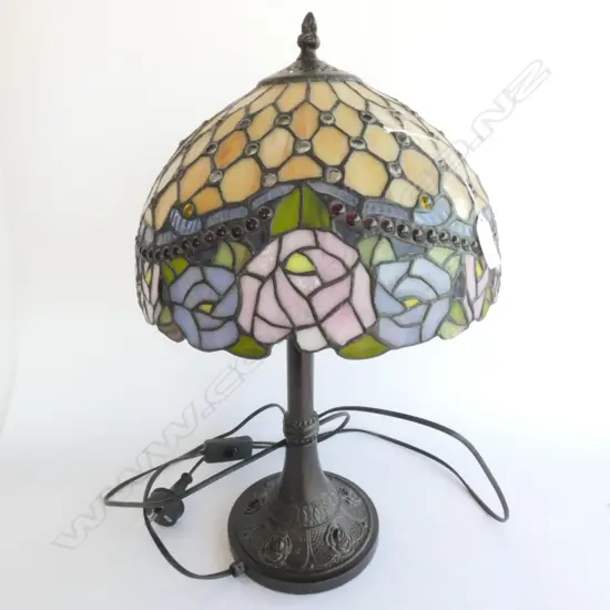 TIFFANY STYLE TABLE LAMP H 470 MM