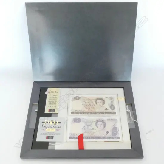 NZ DECIMAL BANK NOTES FINAL IMPRESSIONS, $1 & 2, PRESENTATION BOX 