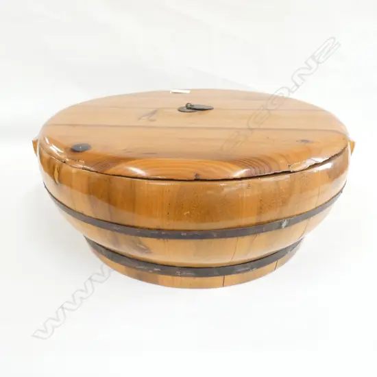 CHINESE WOODEN CIRCLUAR LIDDED BOX w TWO HANDLES. Dia.420mm
