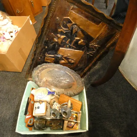 BOX LOT TRAYS, ANZAC TRENCH ART, DECO CANDLEHOLDER ETC