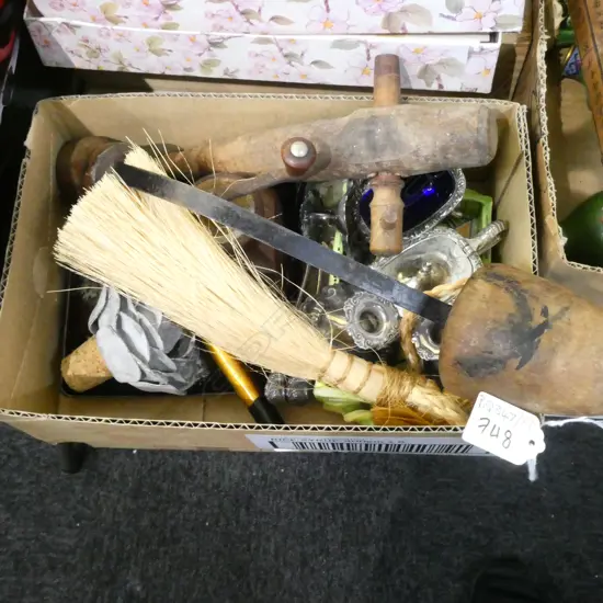 BOX LOT ASST. ITEMS EP, BRUSH ETC