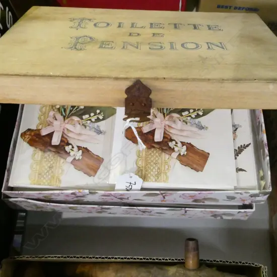 BOX LOT FRENCH BOX & CARDS 