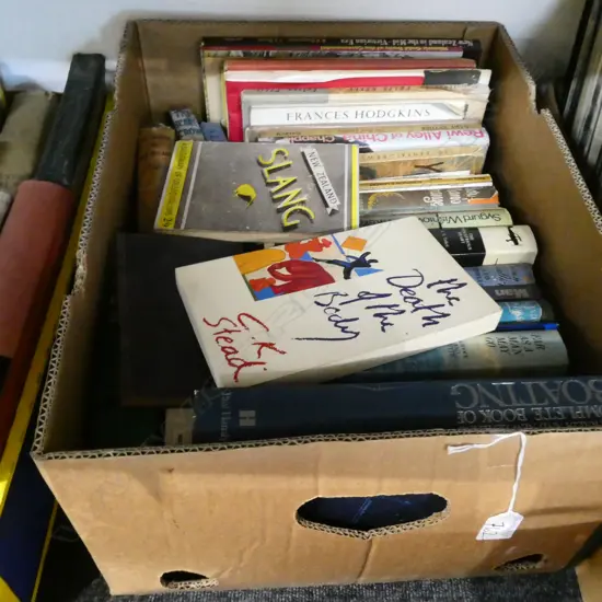 LOT ASST N.Z  INTEREST BOOKS