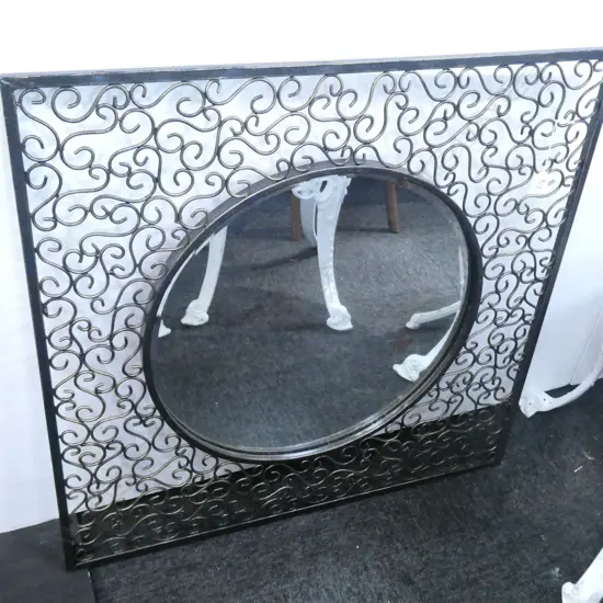METAL MIRROR 760MM SQ