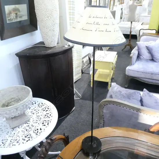 TALL LAMP WITH PARCHMENT SHADE H 780MM